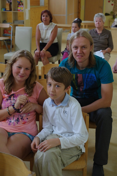 Schuljahresanfang und Friedensunterricht bei Rosinka